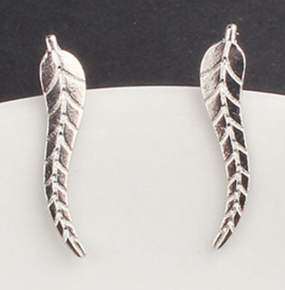 Silver Stud Leaf Earring